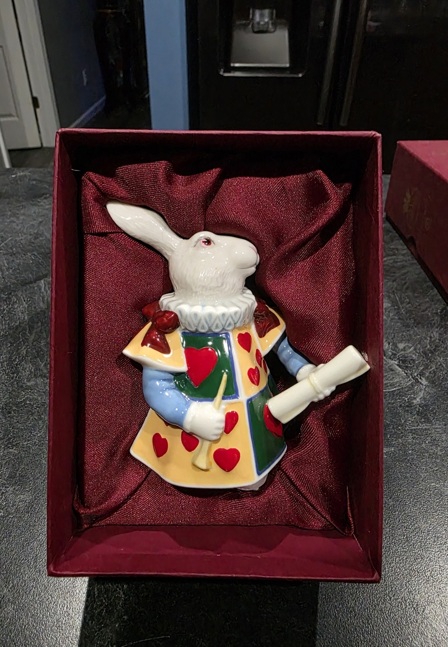 Alice In Wondeland White Rabbit - Picture 5 of 5